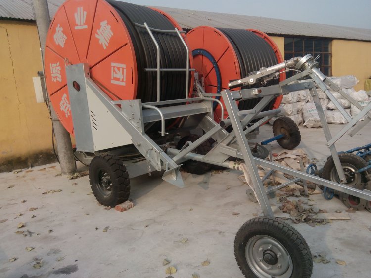 JP75-300卷盤式噴灌機(jī)絞盤式噴灌機(jī)農(nóng)田噴灌設(shè)備移動(dòng)式噴灌機(jī)組